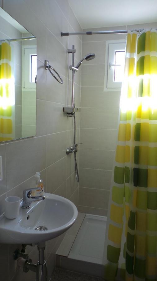Rozalia Apartman Gyula Exterior photo